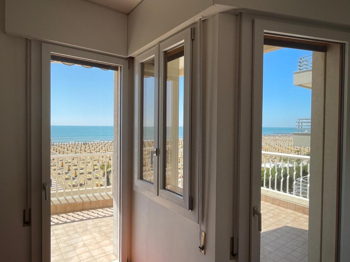 Fronte Mare-Residence Union 9 Lido di Jesolo Exterior foto